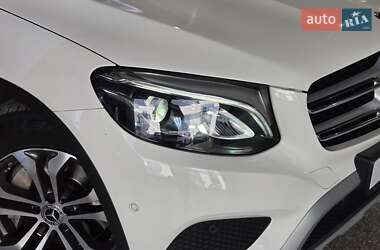 Внедорожник / Кроссовер Mercedes-Benz GLC-Class 2018 в 