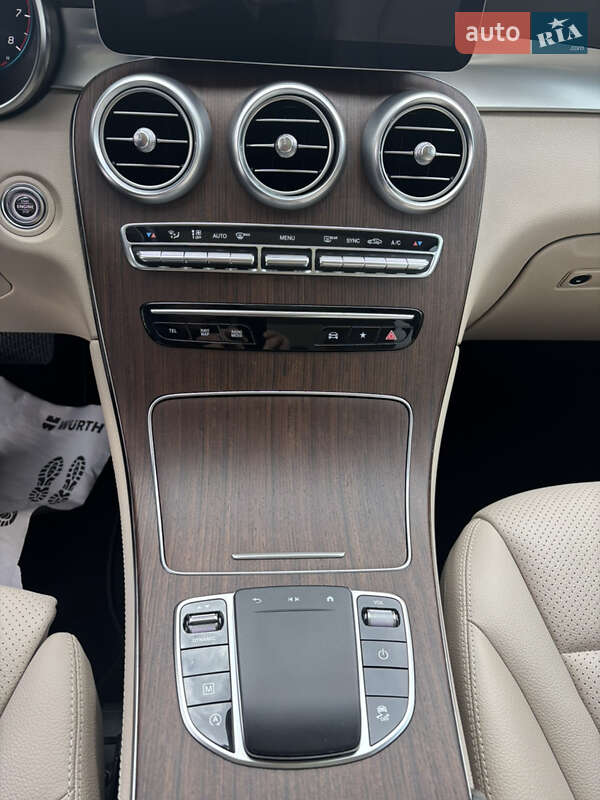 Позашляховик / Кросовер Mercedes-Benz GLC-Class 2020 в Львові