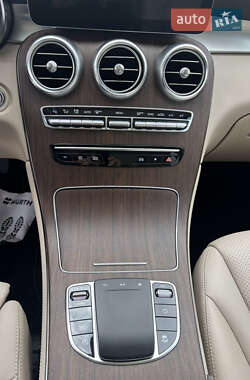 Позашляховик / Кросовер Mercedes-Benz GLC-Class 2020 в 