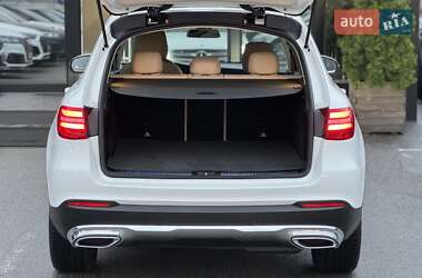 Позашляховик / Кросовер Mercedes-Benz GLC-Class 2017 в 