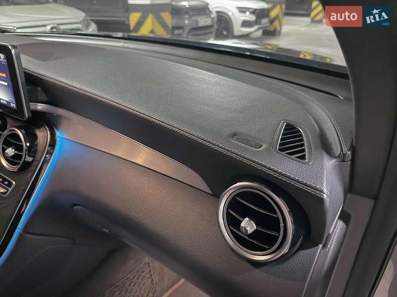 Внедорожник / Кроссовер Mercedes-Benz GLC-Class 2018 в Днепре фото 34 Внедорожник / Кроссовер Mercedes-Benz GLC-Class 2018 в Днепре