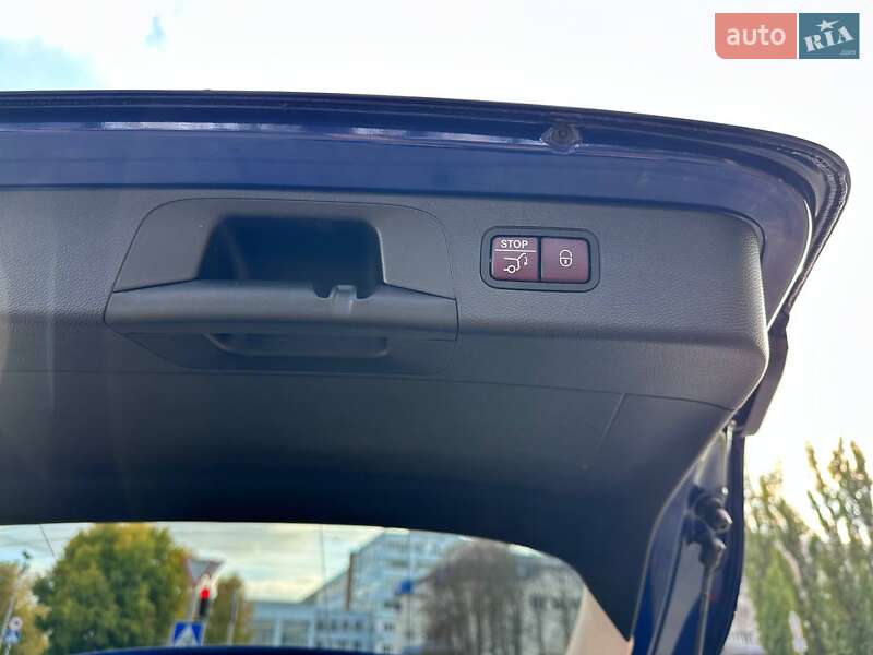 Внедорожник / Кроссовер Mercedes-Benz GLC-Class 2017 в Кропивницком