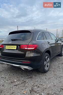 Внедорожник / Кроссовер Mercedes-Benz GLC-Class 2017 в 