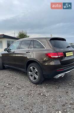 Внедорожник / Кроссовер Mercedes-Benz GLC-Class 2017 в 