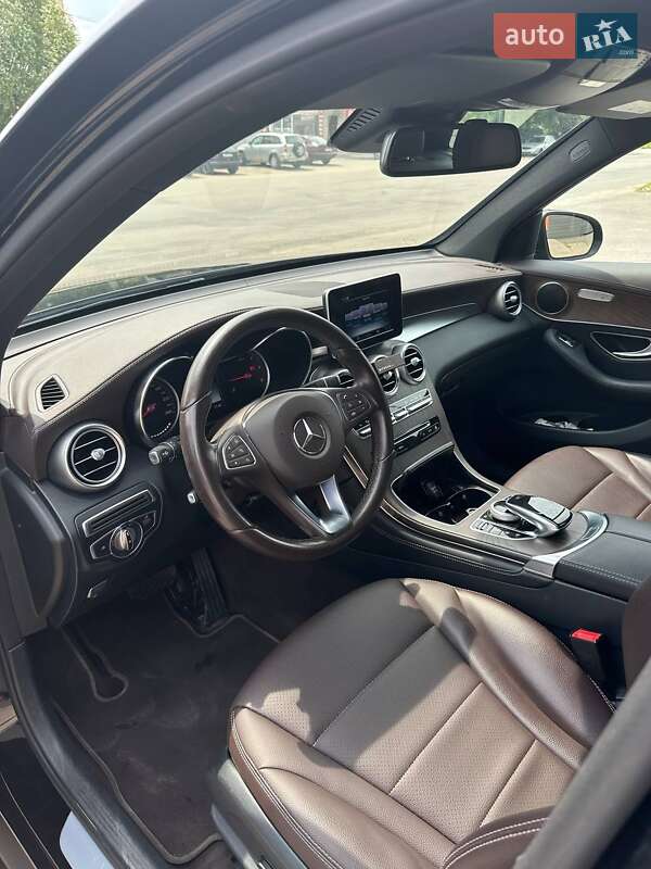 Внедорожник / Кроссовер Mercedes-Benz GLC-Class 2017 в Харькове фото 3 Внедорожник / Кроссовер Mercedes-Benz GLC-Class 2017 в Харькове