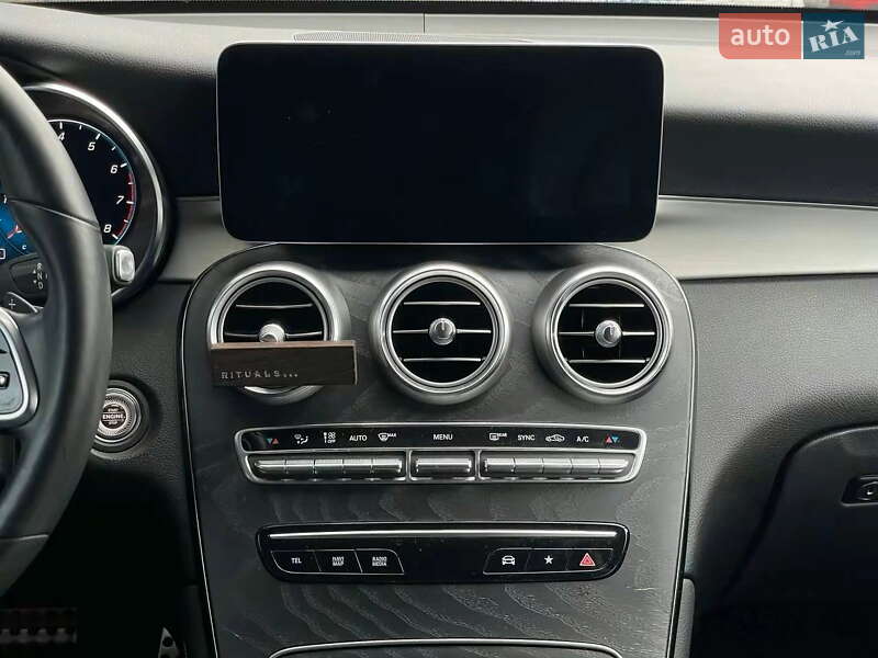 Внедорожник / Кроссовер Mercedes-Benz GLC-Class 2019 в Киеве