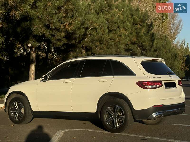 Внедорожник / Кроссовер Mercedes-Benz GLC-Class 2017 в Одессе фото 10 Внедорожник / Кроссовер Mercedes-Benz GLC-Class 2017 в Одессе
