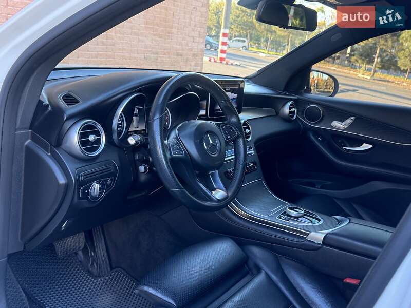 Внедорожник / Кроссовер Mercedes-Benz GLC-Class 2017 в Одессе фото 14 Внедорожник / Кроссовер Mercedes-Benz GLC-Class 2017 в Одессе