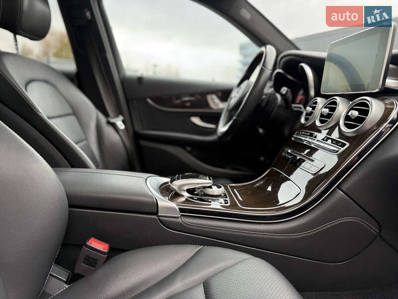 Позашляховик / Кросовер Mercedes-Benz GLC-Class 2018 в Києві фото 11 Позашляховик / Кросовер Mercedes-Benz GLC-Class 2018 в Києві