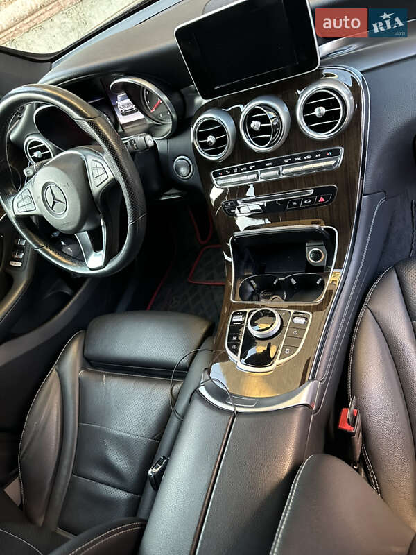 Внедорожник / Кроссовер Mercedes-Benz GLC-Class 2018 в Одессе фото 5 Внедорожник / Кроссовер Mercedes-Benz GLC-Class 2018 в Одессе