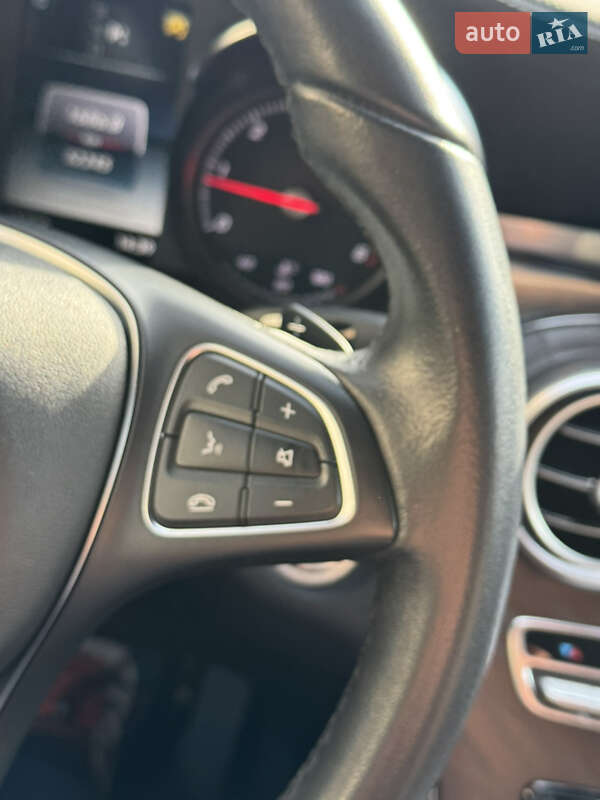 Позашляховик / Кросовер Mercedes-Benz GLC-Class 2018 в Чернівцях фото 22 Позашляховик / Кросовер Mercedes-Benz GLC-Class 2018 в Чернівцях