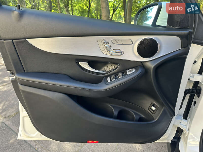 Внедорожник / Кроссовер Mercedes-Benz GLC-Class 2019 в Киеве фото 20 Внедорожник / Кроссовер Mercedes-Benz GLC-Class 2019 в Киеве