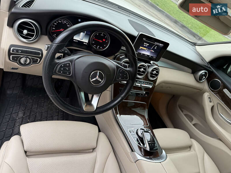 Внедорожник / Кроссовер Mercedes-Benz GLC-Class 2018 в Днепре