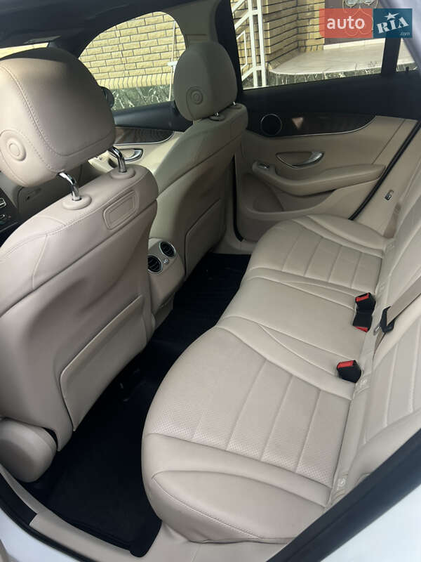 Позашляховик / Кросовер Mercedes-Benz GLC-Class 2018 в Хмельницькому