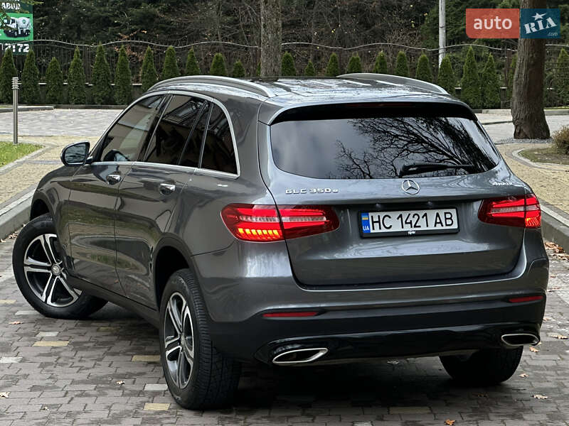 Внедорожник / Кроссовер Mercedes-Benz GLC-Class 2018 в Дрогобыче фото 34 Внедорожник / Кроссовер Mercedes-Benz GLC-Class 2018 в Дрогобыче