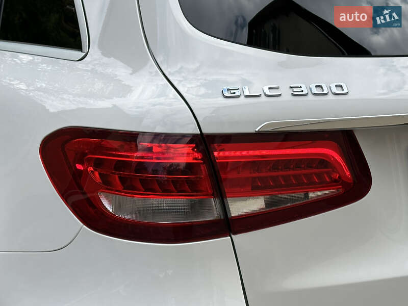 Позашляховик / Кросовер Mercedes-Benz GLC-Class 2018 в Дрогобичі фото 48 Позашляховик / Кросовер Mercedes-Benz GLC-Class 2018 в Дрогобичі