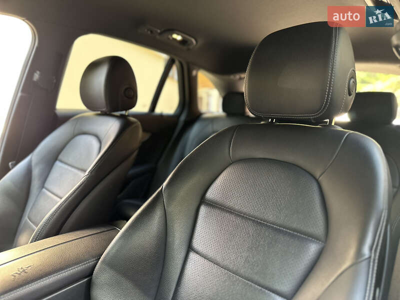 Позашляховик / Кросовер Mercedes-Benz GLC-Class 2018 в Дрогобичі фото 86 Позашляховик / Кросовер Mercedes-Benz GLC-Class 2018 в Дрогобичі