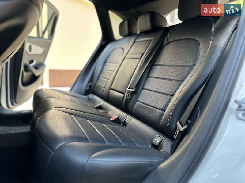 Позашляховик / Кросовер Mercedes-Benz GLC-Class 2018 в Дрогобичі фото 119 Позашляховик / Кросовер Mercedes-Benz GLC-Class 2018 в Дрогобичі