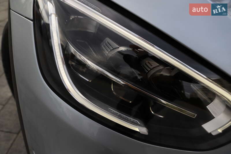 Внедорожник / Кроссовер Mercedes-Benz GLC-Class 2022 в Дрогобыче