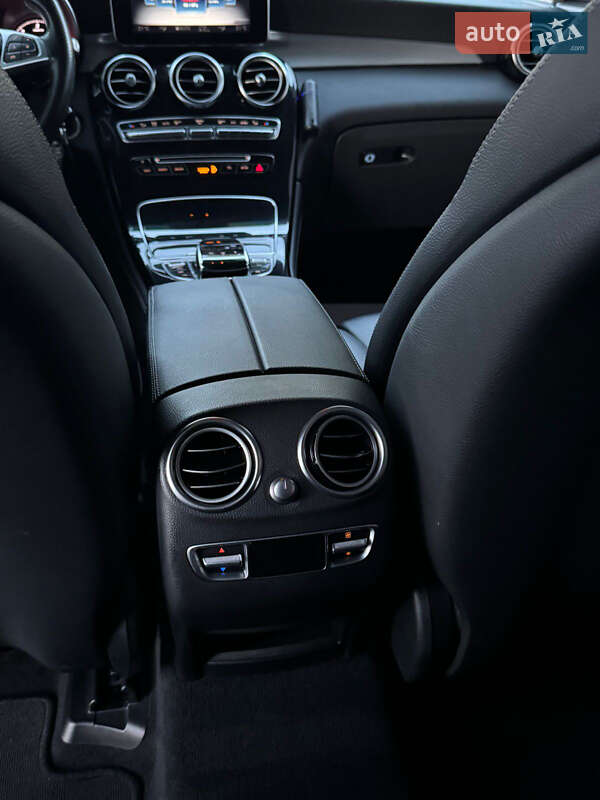 Позашляховик / Кросовер Mercedes-Benz GLC-Class 2016 в Луцьку