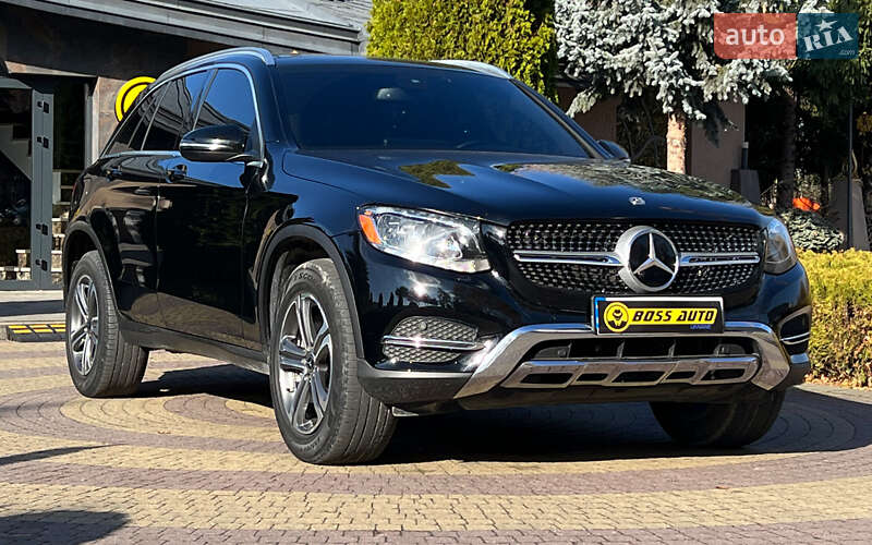 Mercedes-Benz GLC-Class 2017 Mercedes-Benz GLC-Class 2017