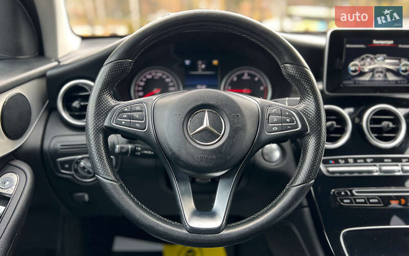 Позашляховик / Кросовер Mercedes-Benz GLC-Class 2015 в Львові фото 11 Позашляховик / Кросовер Mercedes-Benz GLC-Class 2015 в Львові