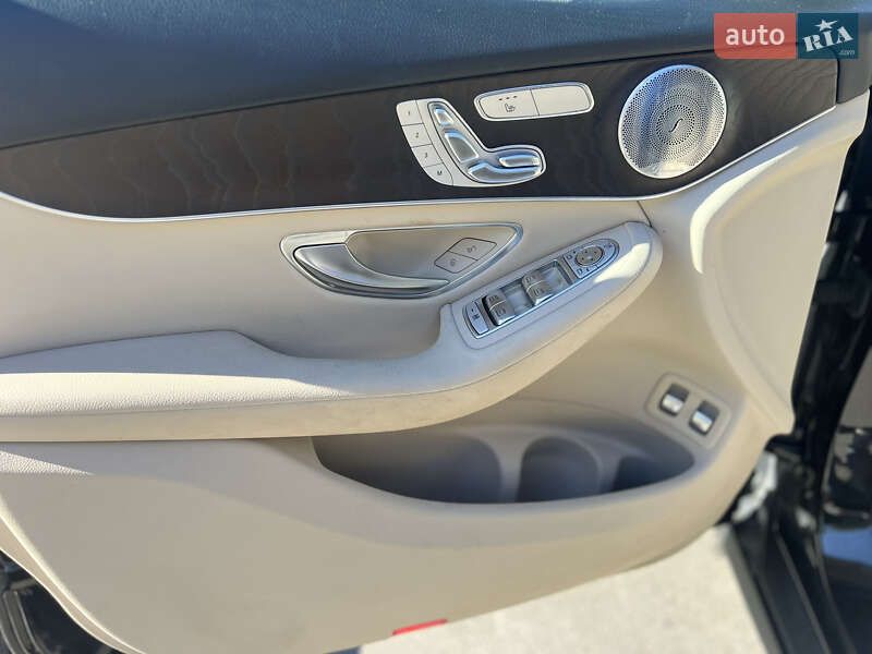 Позашляховик / Кросовер Mercedes-Benz GLC-Class 2018 в Києві