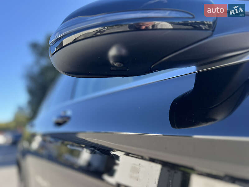 Позашляховик / Кросовер Mercedes-Benz GLC-Class 2018 в Києві