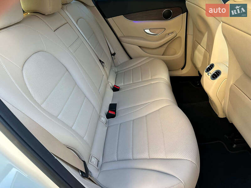 Позашляховик / Кросовер Mercedes-Benz GLC-Class 2021 в Одесі