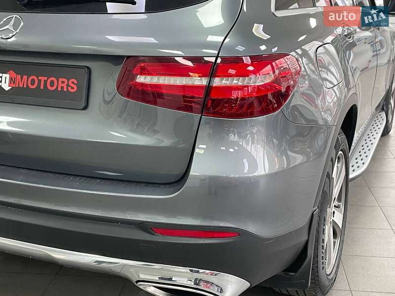 Позашляховик / Кросовер Mercedes-Benz GLC-Class 2019 в Києві фото 10 Позашляховик / Кросовер Mercedes-Benz GLC-Class 2019 в Києві