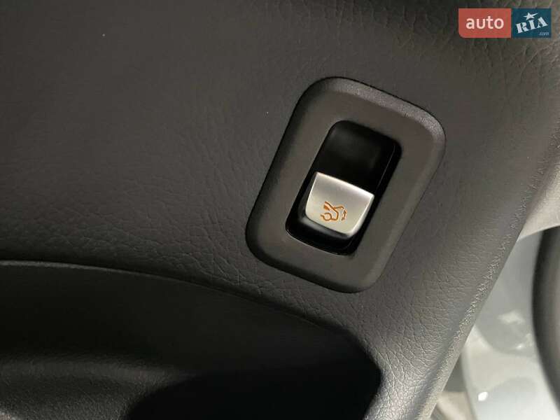 Позашляховик / Кросовер Mercedes-Benz GLC-Class 2019 в Києві фото 21 Позашляховик / Кросовер Mercedes-Benz GLC-Class 2019 в Києві