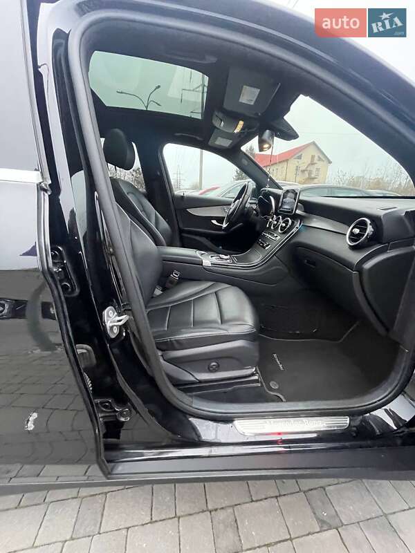 Внедорожник / Кроссовер Mercedes-Benz GLC-Class 2018 в Львове фото 30 Внедорожник / Кроссовер Mercedes-Benz GLC-Class 2018 в Львове