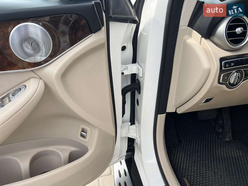 Позашляховик / Кросовер Mercedes-Benz GLC-Class 2019 в Рівному