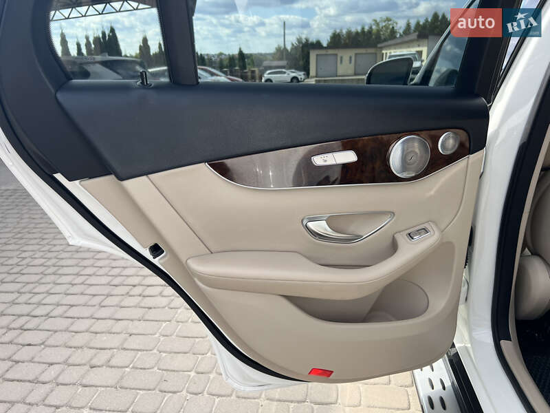 Позашляховик / Кросовер Mercedes-Benz GLC-Class 2019 в Рівному