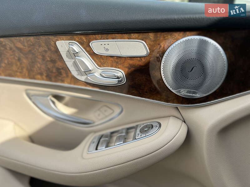 Позашляховик / Кросовер Mercedes-Benz GLC-Class 2019 в Рівному