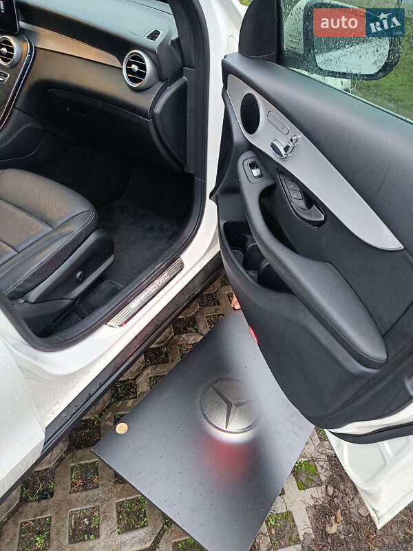 Позашляховик / Кросовер Mercedes-Benz GLC-Class 2020 в Києві