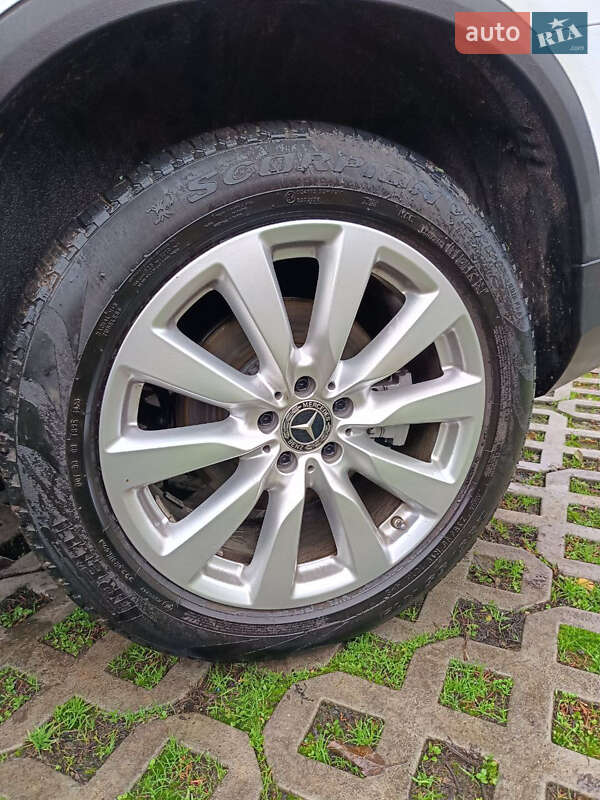 Позашляховик / Кросовер Mercedes-Benz GLC-Class 2020 в Києві