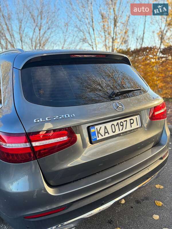 Внедорожник / Кроссовер Mercedes-Benz GLC-Class 2017 в Киеве