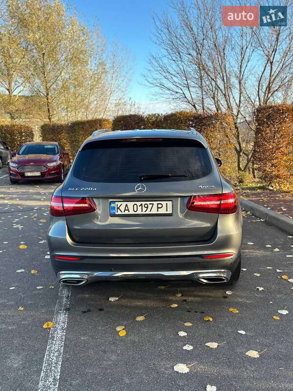 Внедорожник / Кроссовер Mercedes-Benz GLC-Class 2017 в Киеве