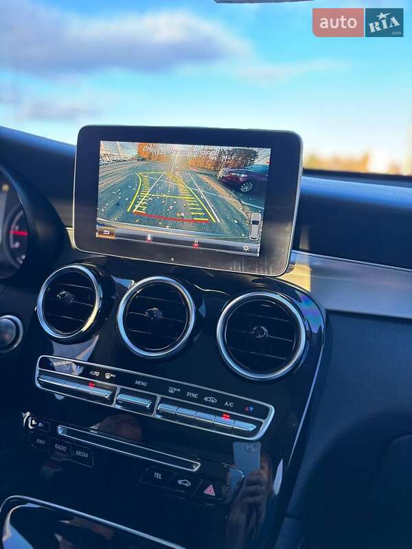 Внедорожник / Кроссовер Mercedes-Benz GLC-Class 2017 в Киеве