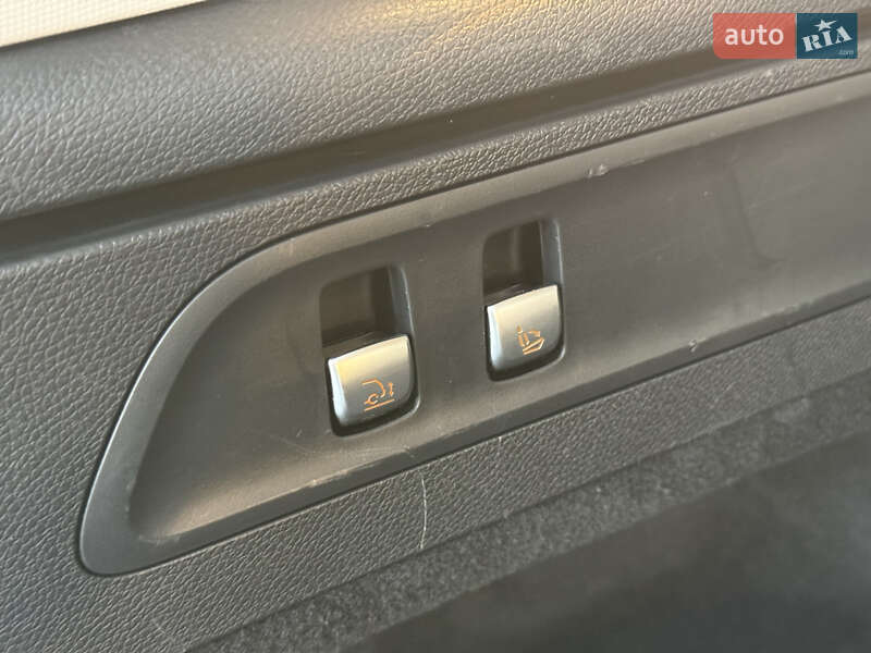 Позашляховик / Кросовер Mercedes-Benz GLC-Class 2021 в Чернівцях