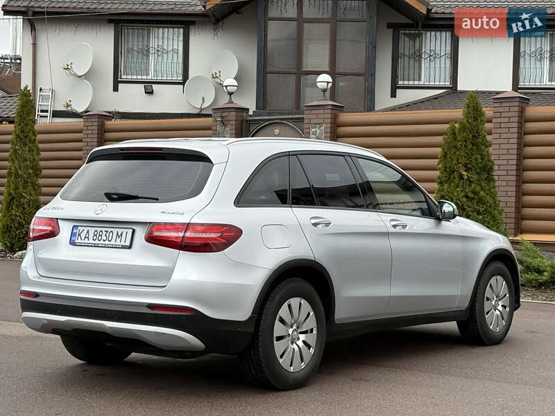Позашляховик / Кросовер Mercedes-Benz GLC-Class 2016 в Києві