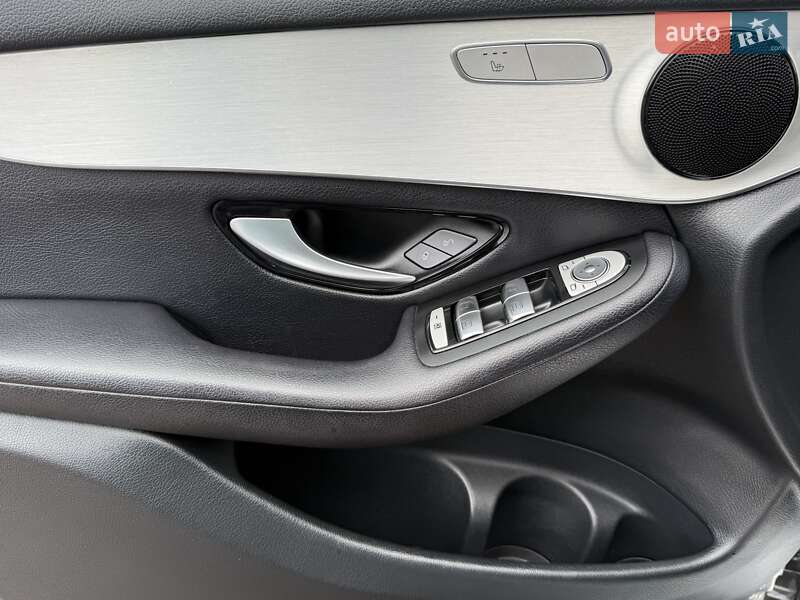 Позашляховик / Кросовер Mercedes-Benz GLC-Class 2016 в Києві