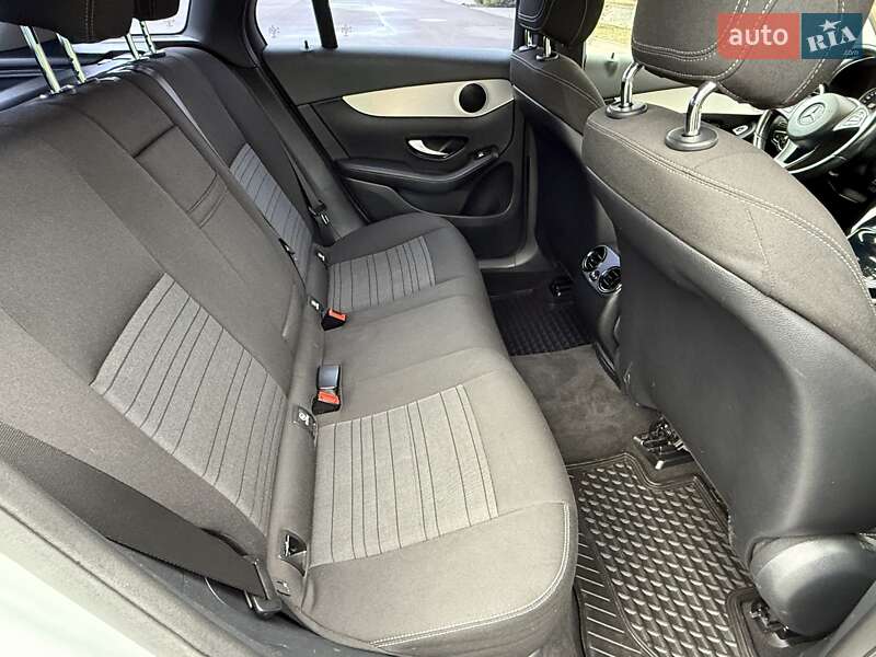 Позашляховик / Кросовер Mercedes-Benz GLC-Class 2016 в Києві