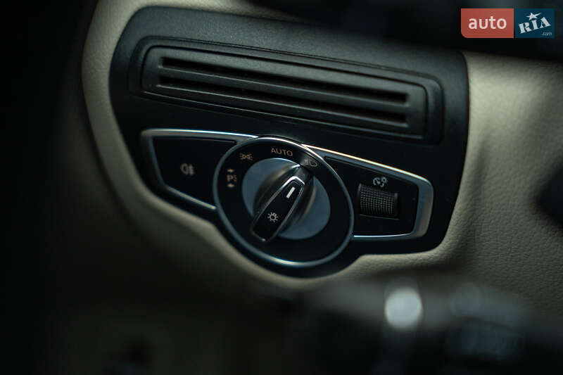 Позашляховик / Кросовер Mercedes-Benz GLC-Class 2018 в Чернівцях фото 19 Позашляховик / Кросовер Mercedes-Benz GLC-Class 2018 в Чернівцях
