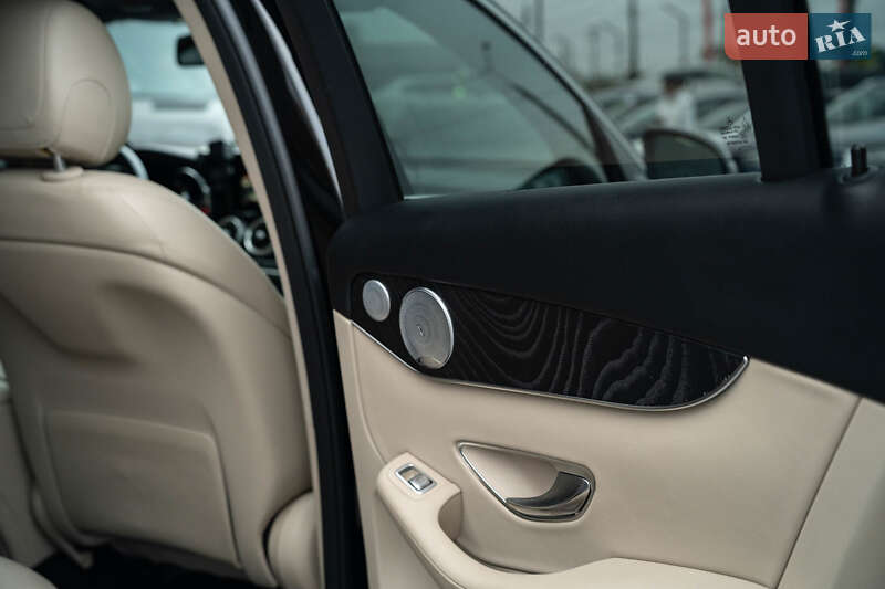 Позашляховик / Кросовер Mercedes-Benz GLC-Class 2018 в Чернівцях фото 40 Позашляховик / Кросовер Mercedes-Benz GLC-Class 2018 в Чернівцях