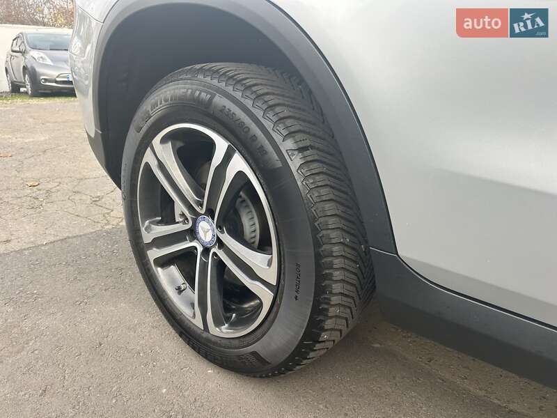 Позашляховик / Кросовер Mercedes-Benz GLC-Class 2016 в Одесі фото 6 Позашляховик / Кросовер Mercedes-Benz GLC-Class 2016 в Одесі