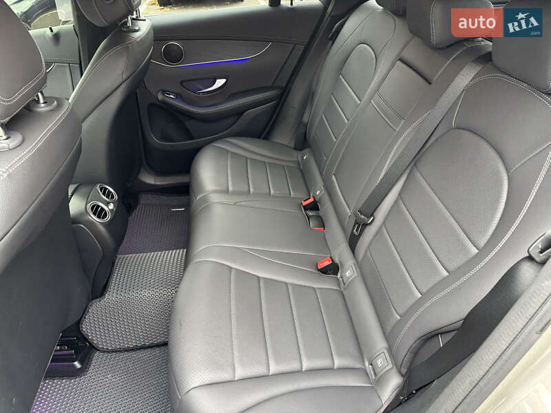 Внедорожник / Кроссовер Mercedes-Benz GLC-Class 2019 в Киеве