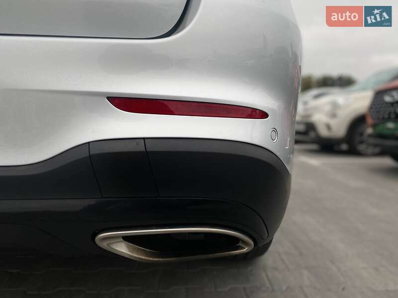 Внедорожник / Кроссовер Mercedes-Benz GLC-Class 2018 в Киеве