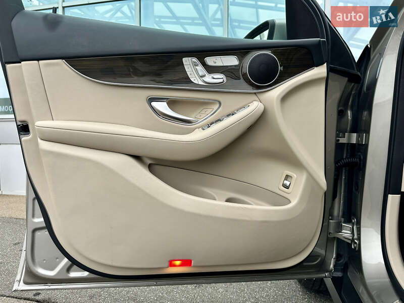 Позашляховик / Кросовер Mercedes-Benz GLC-Class 2020 в Києві фото 27 Позашляховик / Кросовер Mercedes-Benz GLC-Class 2020 в Києві